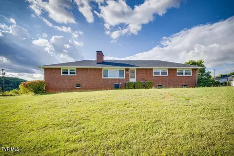 724 Dinsmore Street Street Kingsport Tn 37660, Kingsport, TN 37660