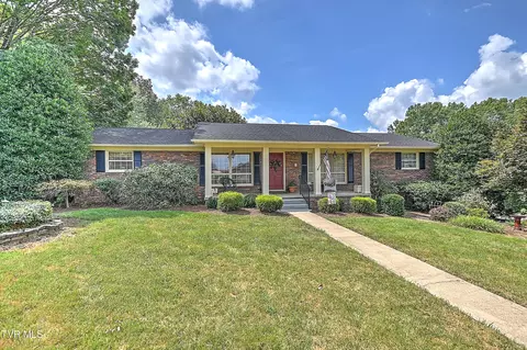 400 Oakmont Drive Kingsport Tn 37663, Kingsport, TN 37663