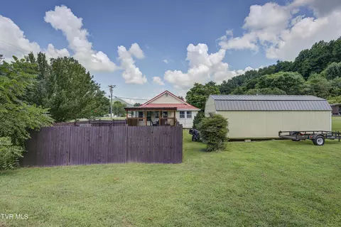 Exterior - 3200 Temple Hill Road Erwin Tn 37650, Erwin, TN 37650 photo 6 of 11