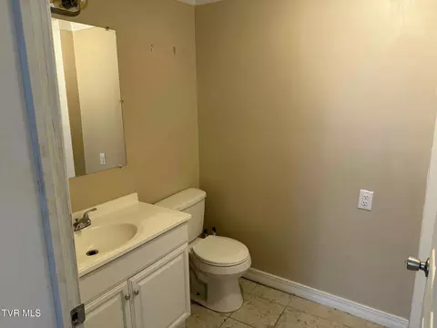 Bath - 111 NW Dale Street Wise Va 24293, Wise, VA 24293 photo 3 of 4