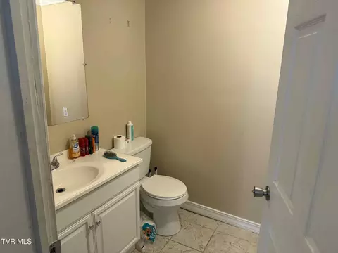 Bath - 111 NW Dale Street Wise Va 24293, Wise, VA 24293 photo 2 of 4