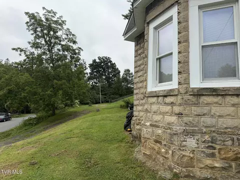 Exterior - 111 NW Dale Street Wise Va 24293, Wise, VA 24293 photo 5 of 8