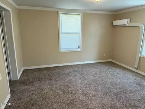 Living - 111 NW Dale Street Wise Va 24293, Wise, VA 24293 photo 5 of 5