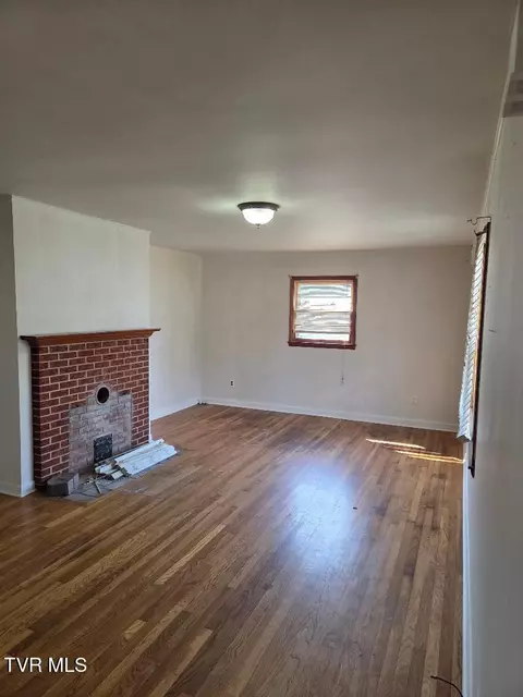 122 Dennis Cove Road Hampton Tn 37658, Hampton, TN 37658 photo 5