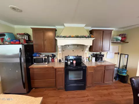 Kitchen - 104 Carver Crabtree Road Hampton Tn 37658, Hampton, TN 37658 photo 2 of 3