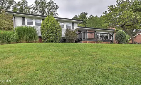 221 Woodbine Road Bristol Tn 37620, Bristol, TN 37620