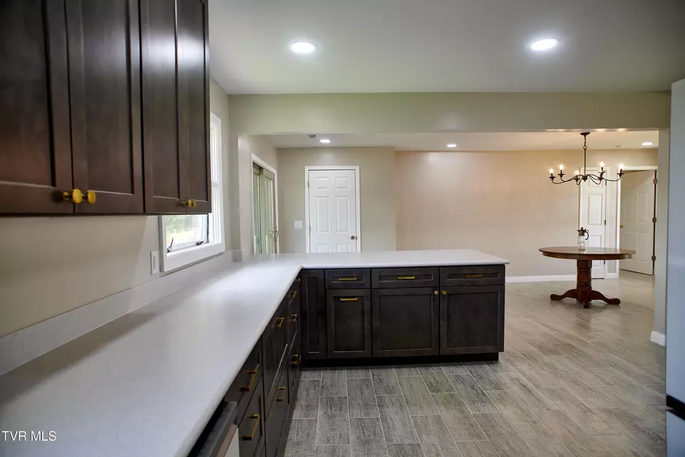 Kitchen - 228 Washington Avenue Newport Tn 37821, Newport, TN 37821 photo 2 of 5