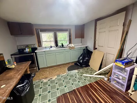 Kitchen - 116 Jc Vines Road Hampton Tn 37658, Hampton, TN 37658 photo 1 of 1
