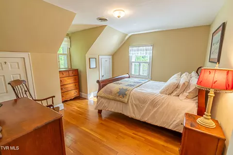 Bedroom - 461 Circle Drive Abingdon Va 24210, Abingdon, VA 24210 photo 5 of 7