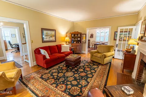 Living - 461 Circle Drive Abingdon Va 24210, Abingdon, VA 24210 photo 2 of 3