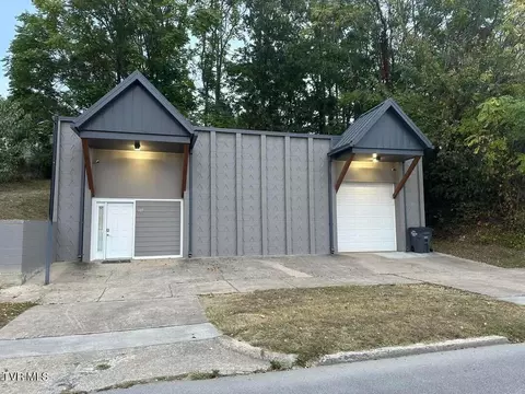 917 E Sullivan Street Kingsport Tn 37660, Kingsport, TN 37660