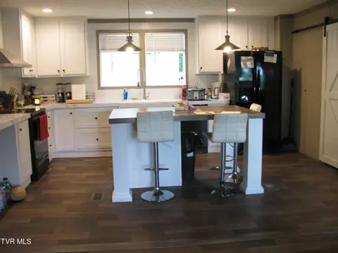 Kitchen - 103 Lily Painter Road Chuckey Tn 37641, Chuckey, TN 37641 photo 3 of 4