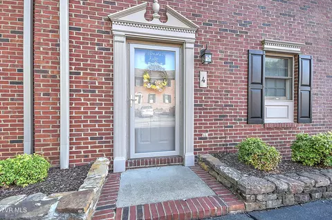 1201 E 8 Th Avenue 4 Johnson City Tn 37601, Johnson City, TN 37601