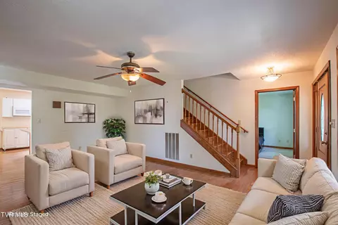 Living - 33638 Spring Hill Drive Glade Spring Va 24340, Glade Spring, VA 24340 photo 3 of 11
