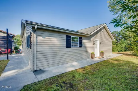 3953 Pear Street Kingsport Tn 37664, Kingsport, TN 37664