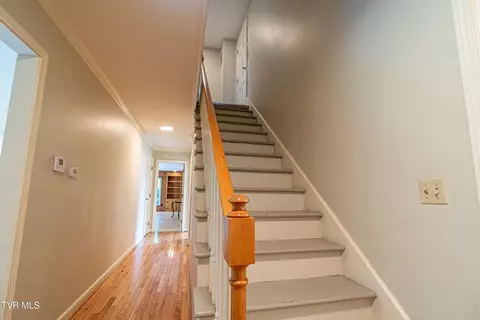 Entry Way - 220 Mcguire Lane Cedar Bluff Va 24609, Cedar Bluff, VA 24609 photo 9 of 11