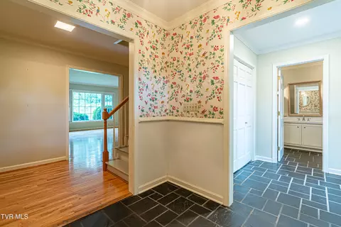 Entry Way - 220 Mcguire Lane Cedar Bluff Va 24609, Cedar Bluff, VA 24609 photo 3 of 11