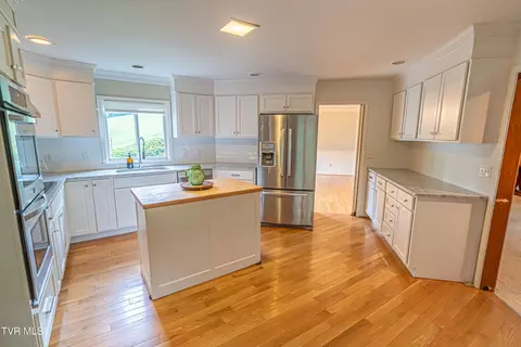 Kitchen - 220 Mcguire Lane Cedar Bluff Va 24609, Cedar Bluff, VA 24609 photo 3 of 6
