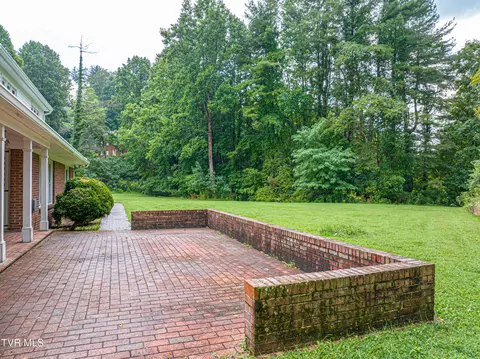 Exterior - 220 Mcguire Lane Cedar Bluff Va 24609, Cedar Bluff, VA 24609 photo 7 of 14
