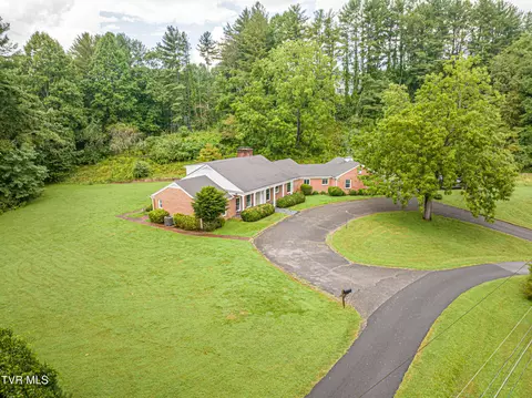 Exterior - 220 Mcguire Lane Cedar Bluff Va 24609, Cedar Bluff, VA 24609 photo 12 of 14