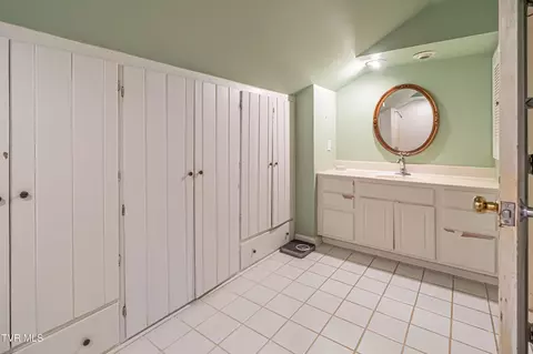 Bath - 220 Mcguire Lane Cedar Bluff Va 24609, Cedar Bluff, VA 24609 photo 6 of 6