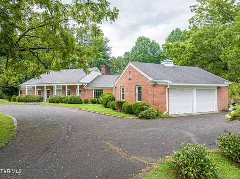 Exterior - 220 Mcguire Lane Cedar Bluff Va 24609, Cedar Bluff, VA 24609 photo 3 of 14