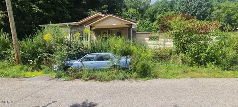 617 NE Va Avenue Norton Va 24273, Norton, VA 24273