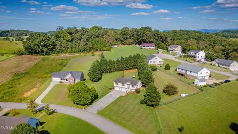 174 E Ridges Drive Chuckey Tn 37641, Chuckey, TN 37641 photo 32