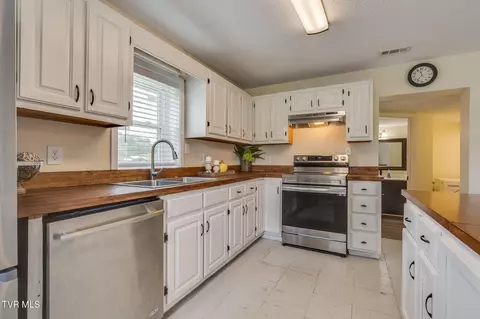 40 Armstrong Road Limestone Tn 37681, Limestone, TN 37681 photo 10