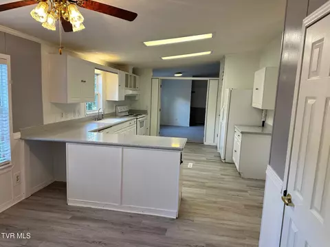 Kitchen - 183 Morgan Lane Fall Branch Tn 37656, Fall Branch, TN 37656 photo 1 of 8