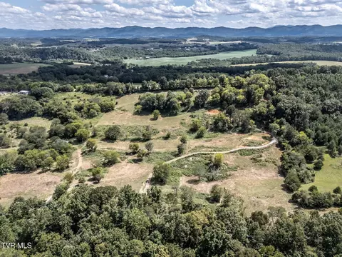 241 E Stagecoach Road Greeneville Tn 37743, Greeneville, TN 37743 photo 28