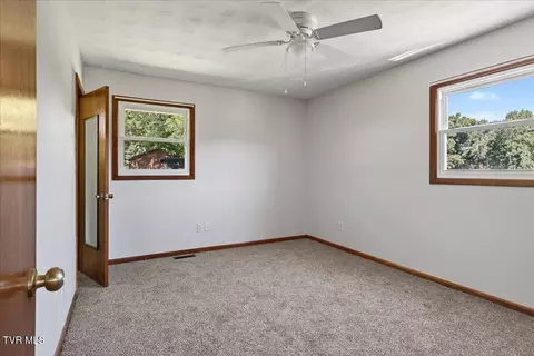 Bedroom - 160 Forrest Road Fall Branch Tn 37656, Fall Branch, TN 37656 photo 8 of 11