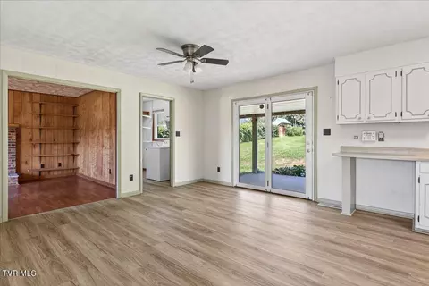 Living - 160 Forrest Road Fall Branch Tn 37656, Fall Branch, TN 37656 photo 12 of 12