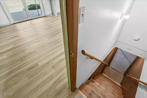 Entry Way - 160 Forrest Road Fall Branch Tn 37656, Fall Branch, TN 37656 photo 5 of 5