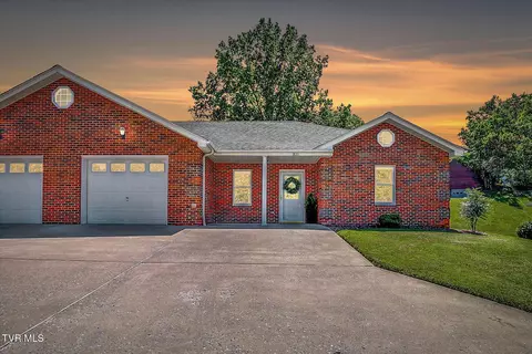 1833 Manor Court Na Kingsport Tn 37660, Kingsport, TN 37660