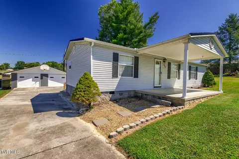 638 N Cecil Street Newport Tn 37821, Newport, TN 37821