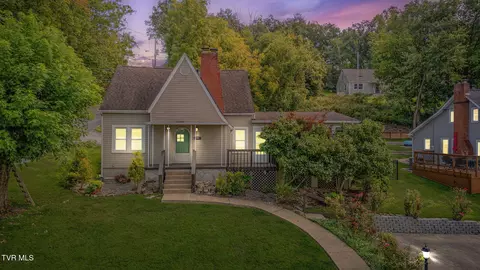 3241 Clover Street Kingsport Tn 37664, Kingsport, TN 37664