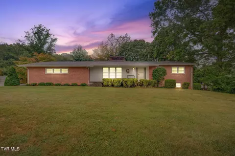 304 Ridgecrest Drive Elizabethton Tn 37643, Elizabethton, TN 37643