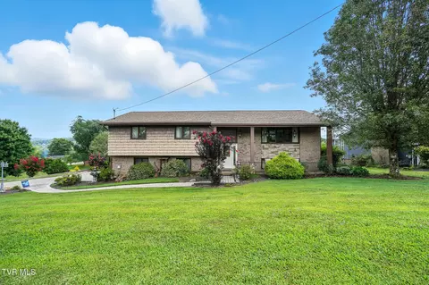 4820 Lake Park Court Kingsport Tn 37664, Kingsport, TN 37664