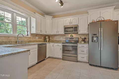 35 Chase Court Greeneville Tn 37745, Greeneville, TN 37745 photo 8