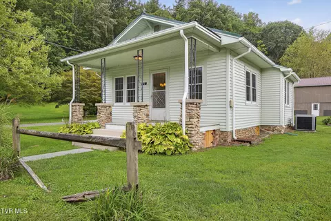 212 Cotton Street Damascus Va 24236, Damascus, VA 24236