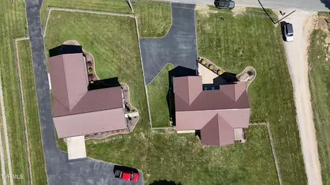 129 Jim Elliott Road Elizabethton Tn 37643, Elizabethton, TN 37643