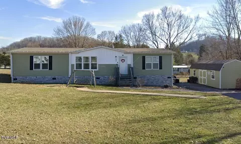235 Wolfe Laurel Drive Mount Carmel Tn 37645, Mount Carmel, TN 37645