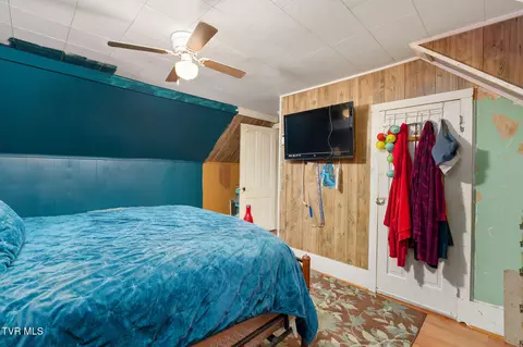 Bedroom - 217 Opie Arnold Road Limestone Tn 37681, Limestone, TN 37681 photo 3 of 5