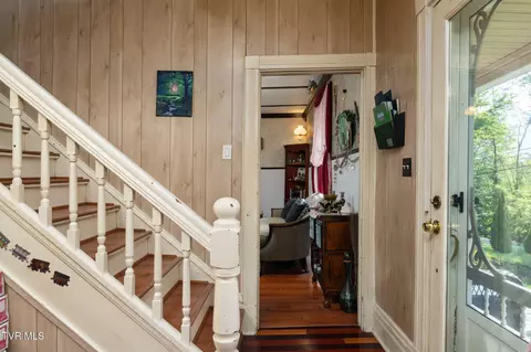Entry Way - 217 Opie Arnold Road Limestone Tn 37681, Limestone, TN 37681 photo 3 of 6
