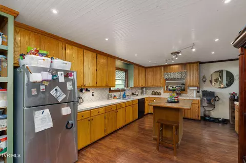 Kitchen - 217 Opie Arnold Road Limestone Tn 37681, Limestone, TN 37681 photo 2 of 7