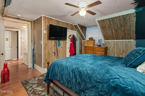 Bedroom - 217 Opie Arnold Road Limestone Tn 37681, Limestone, TN 37681 photo 2 of 5