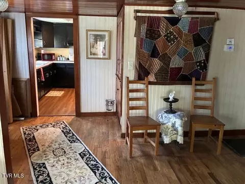 Entry Way - 139 NE 7th St Norton Va 24273, Norton, VA 24273 photo 1 of 2