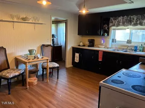 Kitchen - 139 NE 7th St Norton Va 24273, Norton, VA 24273 photo 1 of 3
