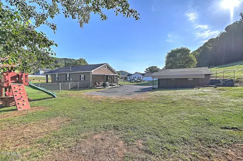Exterior - 796 E Carters Valley Road Gate City Va 24251, Gate City, VA 24251 photo 6 of 7